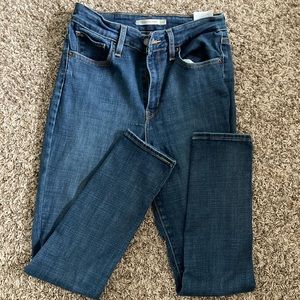 LEVI high rise skinny jeans